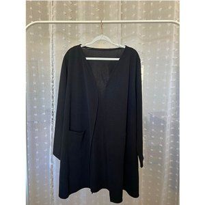 #23 Black front pocket cardi - curve size